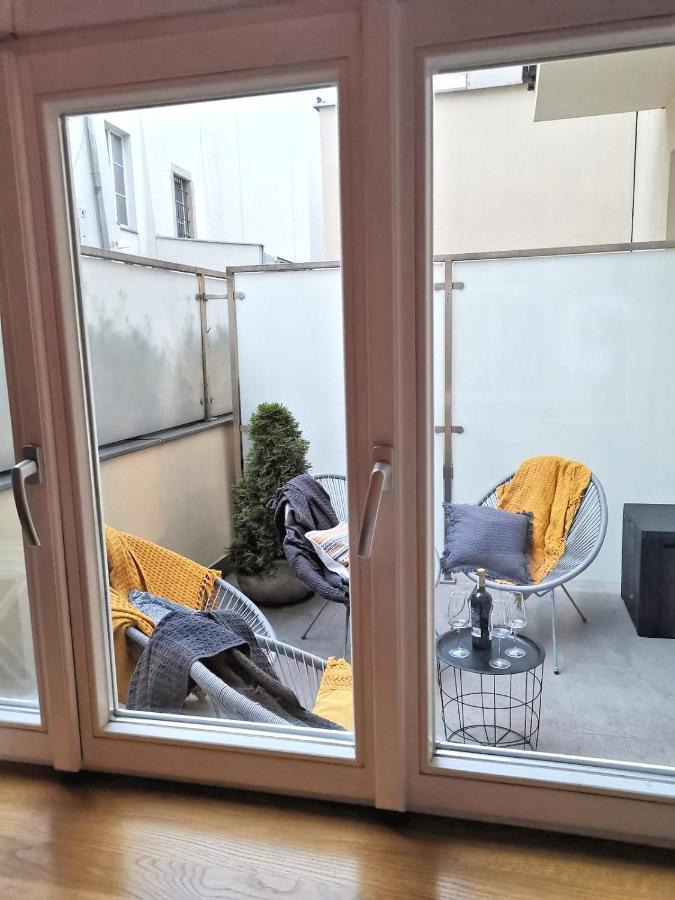 Old Town Apartment クラクフ エクステリア 写真